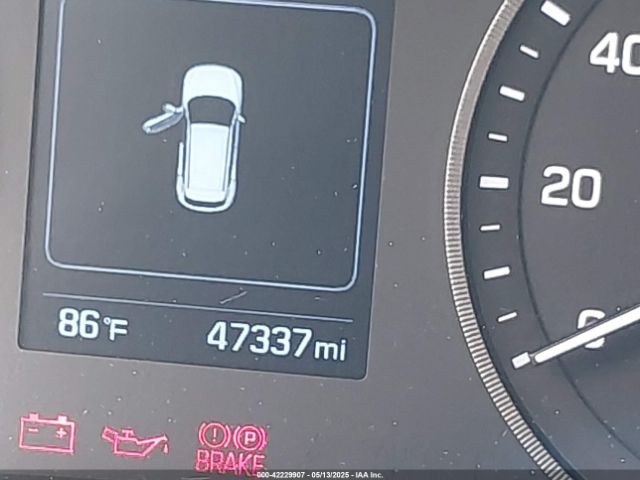 KM8J2CA40JU674267 Hyundai TUCSON SE