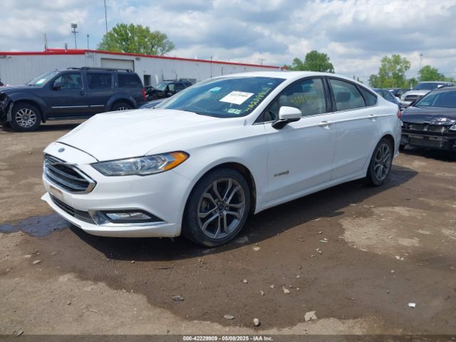 3FA6P0LU0HR217389 Ford Fusion Hybrid Se