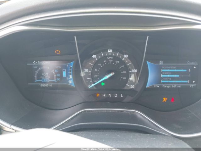 3FA6P0LU0HR217389 Ford Fusion Hybrid Se