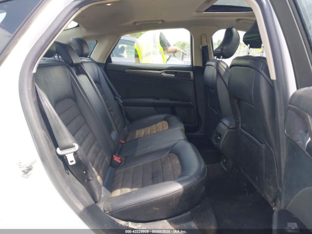 3FA6P0LU0HR217389 Ford Fusion Hybrid Se