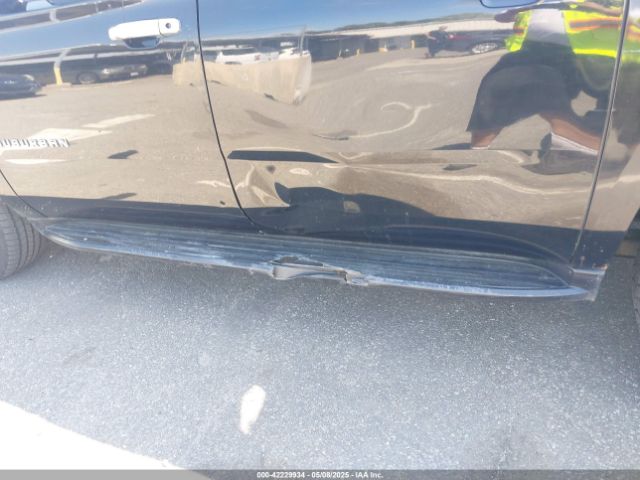 1GNSKJKC5FR275357 Chevrolet Suburban 1500 Lt