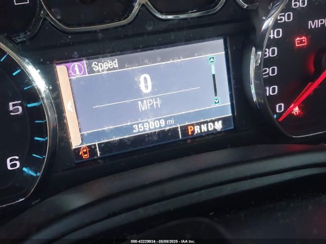 1GNSKJKC5FR275357 Chevrolet Suburban 1500 Lt