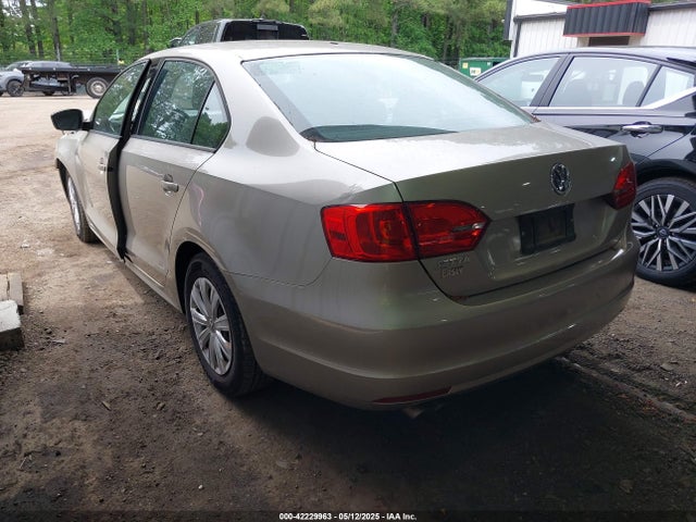 3VW2K7AJ0EM231386 Volkswagen Jetta 2.0l S
