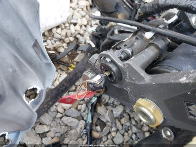 2012 SUZUKI GSX-R1000 JS1GT78A2C2101703 Photo 10