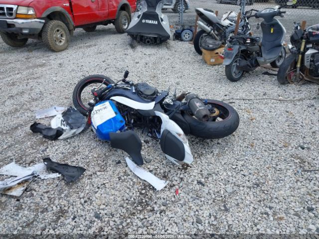 2012 SUZUKI GSX-R1000 JS1GT78A2C2101703 Photo 2