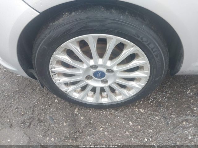 3FADP4CJ1EM206947 Ford Fiesta Titanium