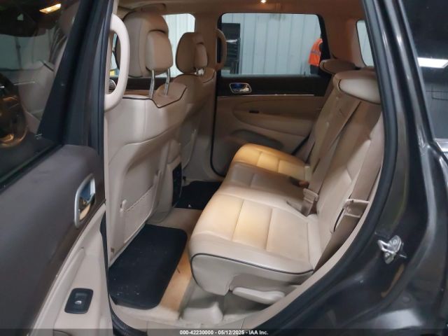 1C4RJFCT0JC220364 Jeep Grand Cherokee Overland 4x4