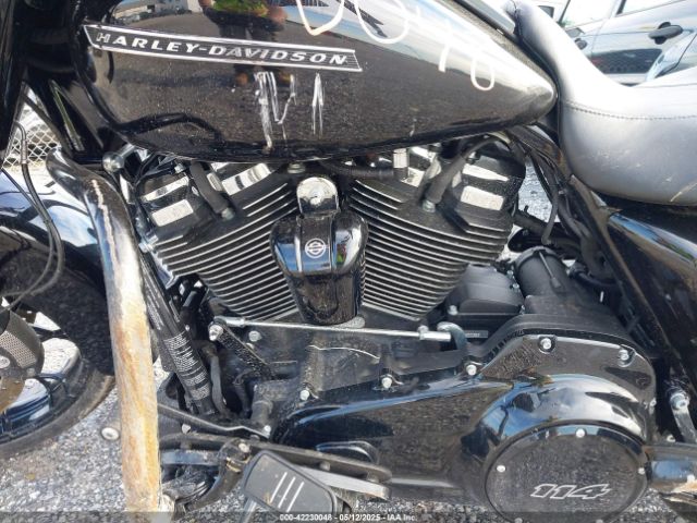 2020 HARLEY-DAVIDSON FLHXS 1HD1KRP18LB671523 Photo 8