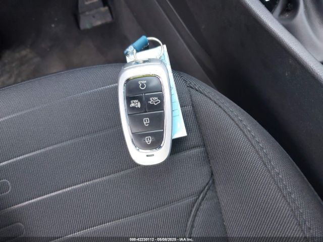 5NTJBDDE8RH110825 Hyundai Santa Cruz Sel