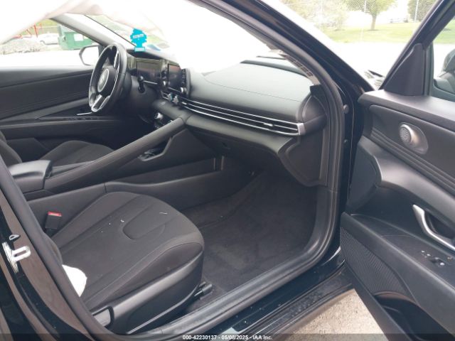 KMHLS4AG6MU111849 Hyundai ELANTRA SEL