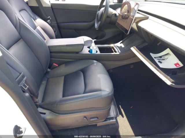 7SAYGDEF4NF454623 Tesla Model Y