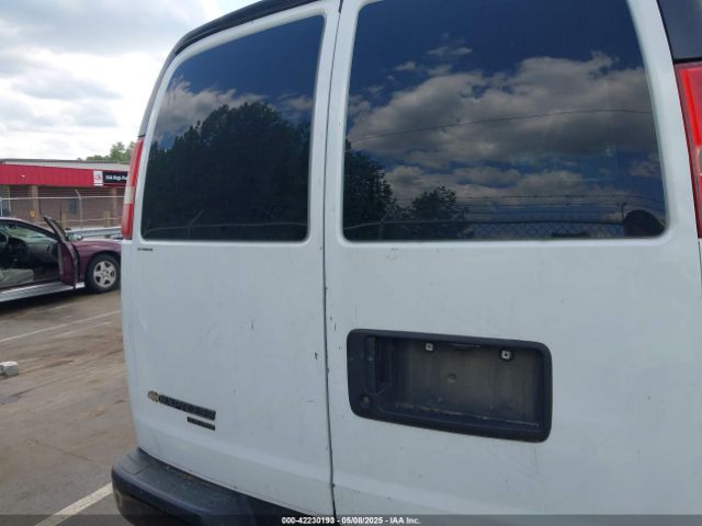 1GCWGBFF4G1155121 Chevrolet Express 2500 Work Van