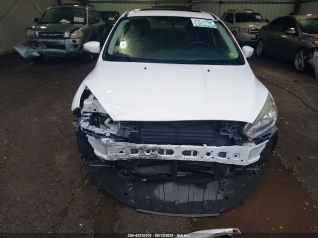 1FADP3K27GL261251 Ford FOCUS SE