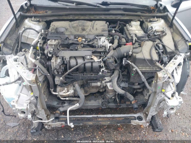 4T1B11HK0JU655086 Toyota CAMRY LE