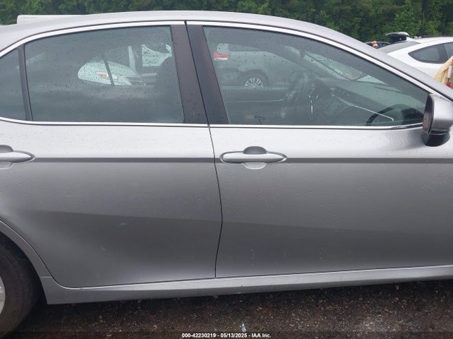 4T1B11HK0JU655086 Toyota CAMRY LE
