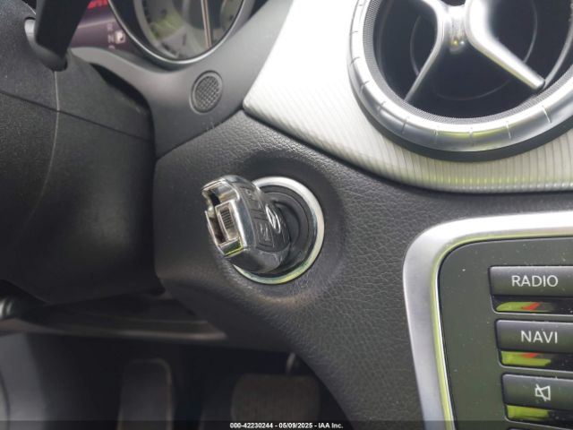 WDDSJ4EB4EN035972 Mercedes-Benz CLA 250