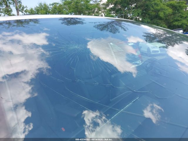5TDXRKEC8NS102962 Toyota Sienna Xse