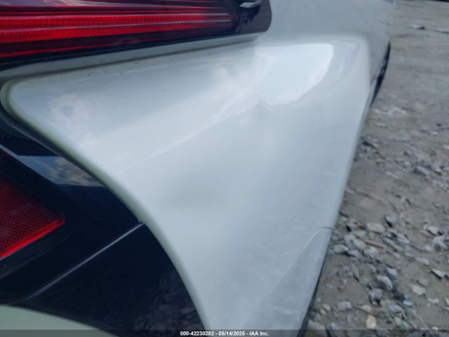 5TDXRKEC8NS102962 Toyota Sienna Xse