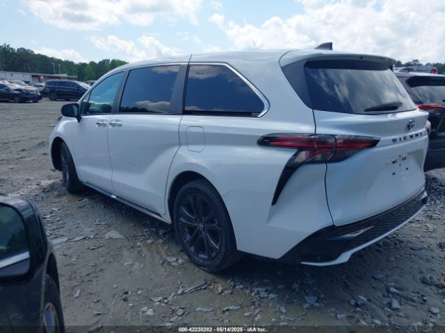 5TDXRKEC8NS102962 Toyota Sienna Xse