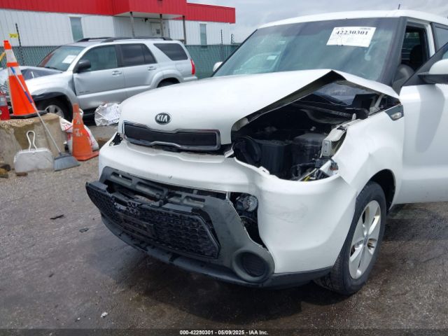KNDJN2A25E7110638 KIA Soul