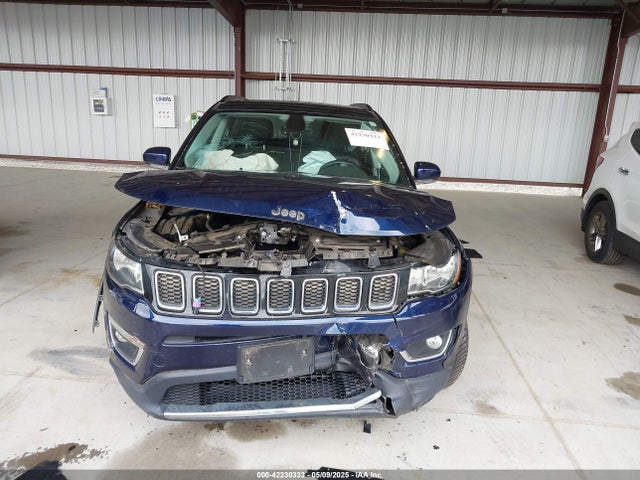 3C4NJDCB2JT222325 Jeep Compass Limited 4x4