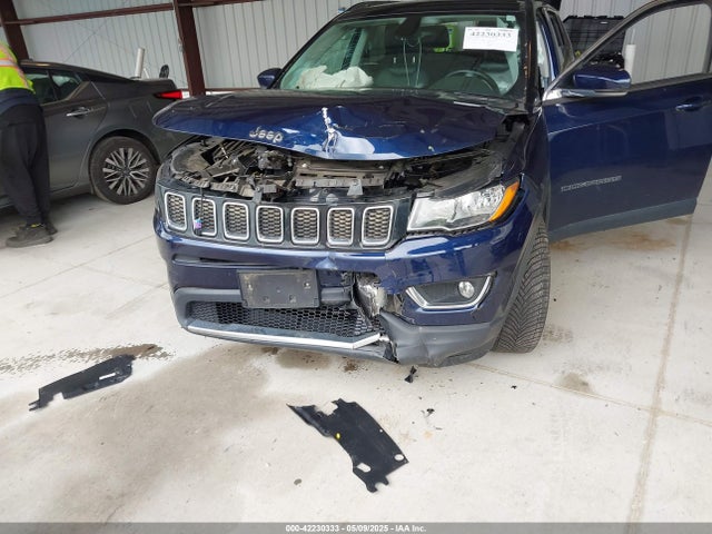 3C4NJDCB2JT222325 Jeep Compass Limited 4x4