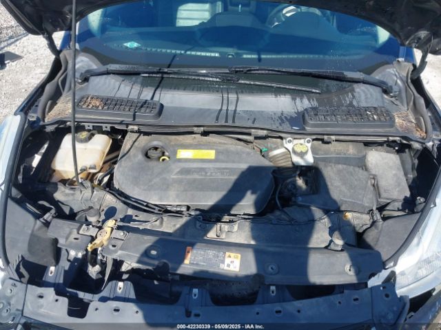 1FMCU0JX5FUC58573 Ford Escape Titanium