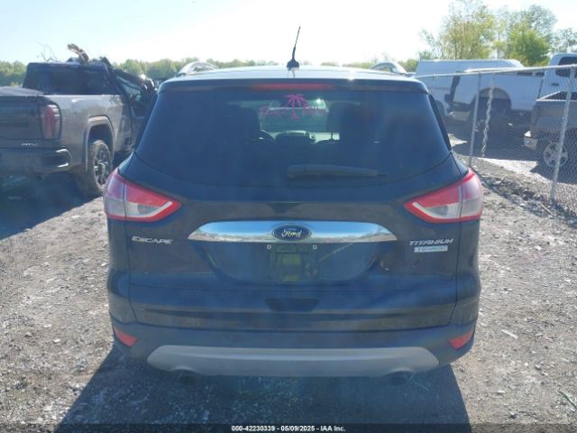 1FMCU0JX5FUC58573 Ford Escape Titanium