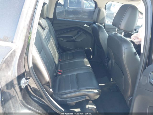 1FMCU0JX5FUC58573 Ford Escape Titanium