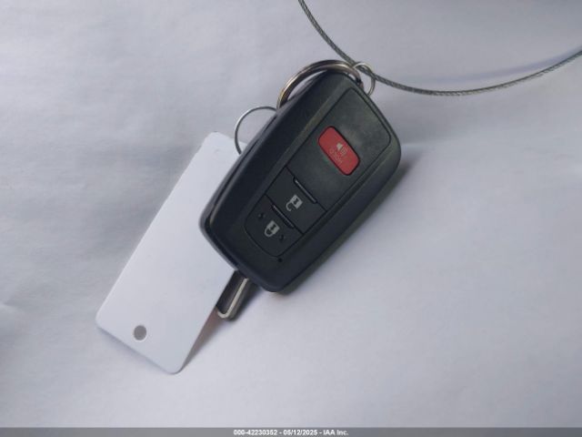 JTMRWRFVXRJ058637 Toyota Rav4 Hybrid Xle