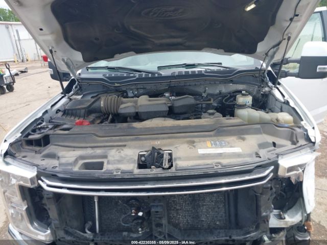 1FT7X2B6XKEC38628 Ford F-250 Lariat