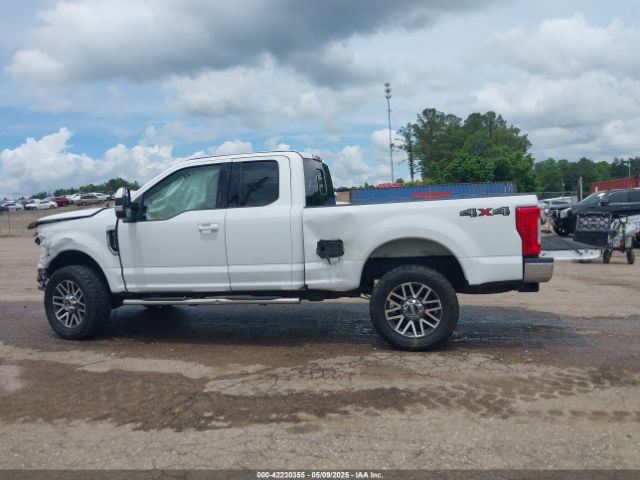1FT7X2B6XKEC38628 Ford F-250 Lariat