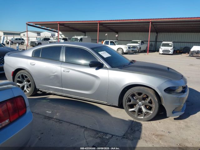 2C3CDXHG8FH884080 Dodge Charger Sxt