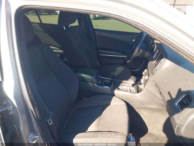2C3CDXHG8FH884080 Dodge Charger Sxt