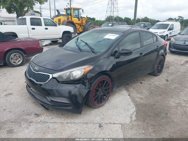 KNAFK4A65G5459128 KIA FORTE LX