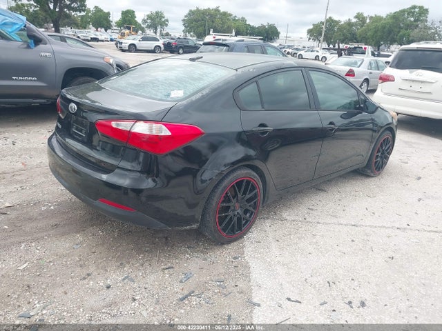 KNAFK4A65G5459128 KIA FORTE LX