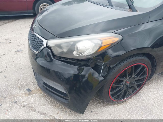 KNAFK4A65G5459128 KIA FORTE LX