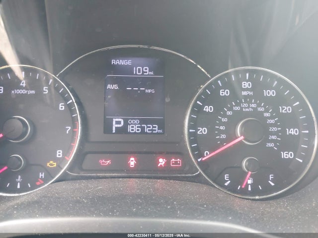 KNAFK4A65G5459128 KIA FORTE LX