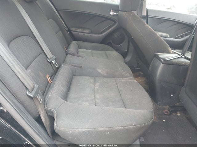 KNAFK4A65G5459128 KIA FORTE LX
