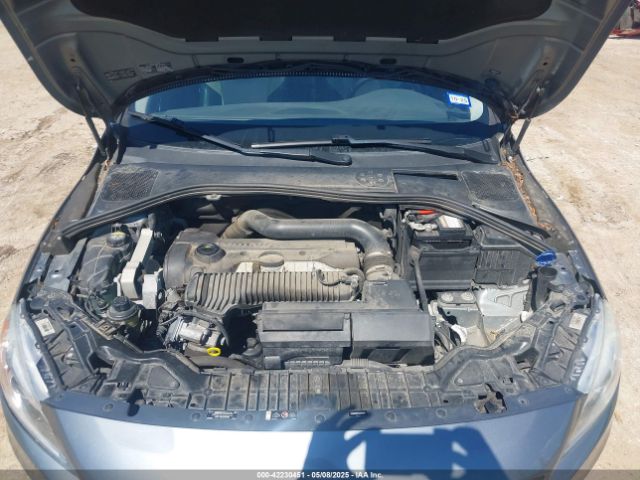 YV4612UM0G2000284 Volvo S60 Cross Country T5 Platinum