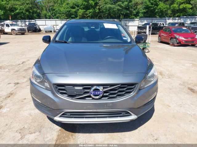 YV4612UM0G2000284 Volvo S60 Cross Country T5 Platinum