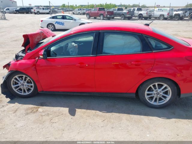 1FADP3F27GL212447 Ford FOCUS SE