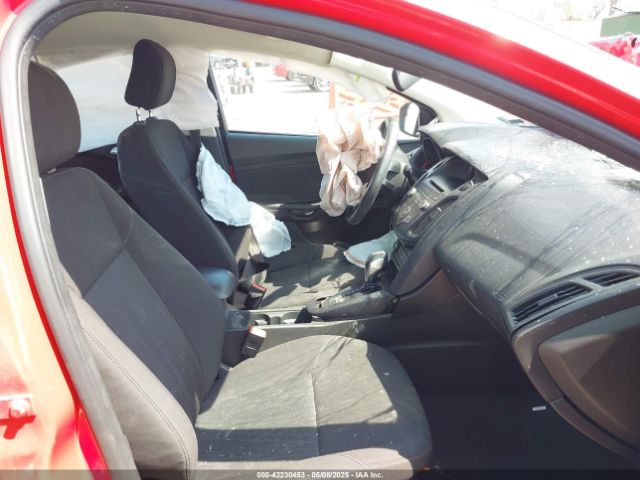 1FADP3F27GL212447 Ford FOCUS SE