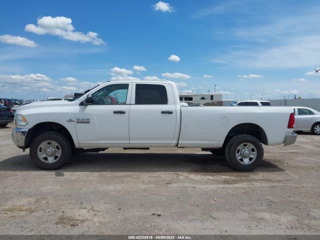 3C6UR5HL5JG102434 RAM 2500 Tradesman  4x4 8' Box