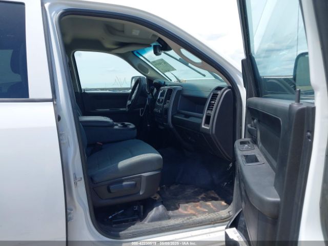 3C6UR5HL5JG102434 RAM 2500 Tradesman  4x4 8' Box