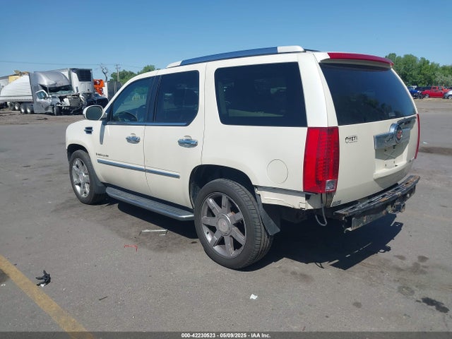 2008 CADILLAC ESCALADE 1GYFK63848R224902 Photo 2