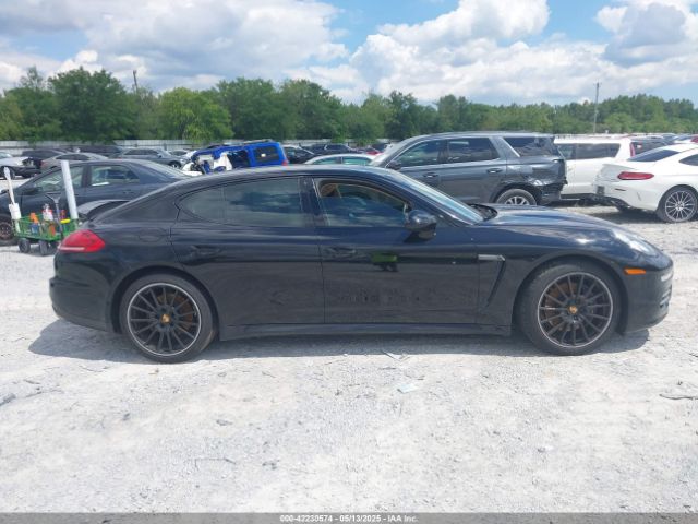 WP0AA2A71GL001210 Porsche PANAMERA 4