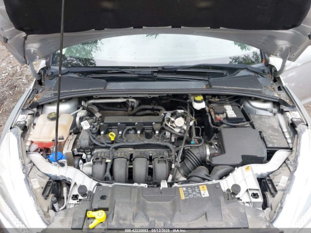 1FADP3F2XHL320174 Ford FOCUS SE