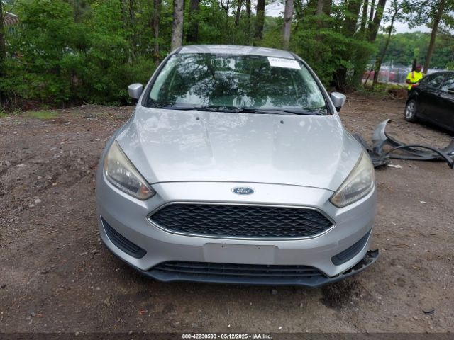 1FADP3F2XHL320174 Ford FOCUS SE