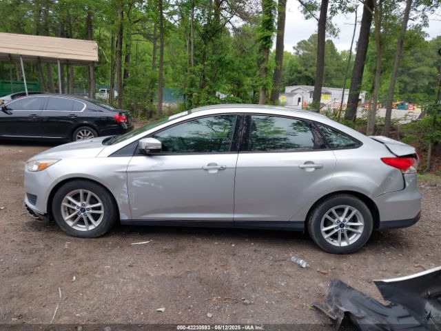 1FADP3F2XHL320174 Ford FOCUS SE